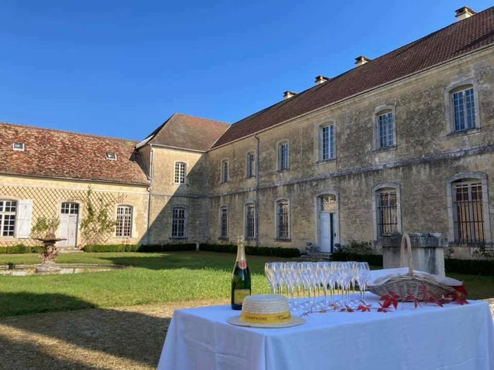 Dégustation commentée des champagnes de la côte des Bar à l'Abbaye de Septfontaines