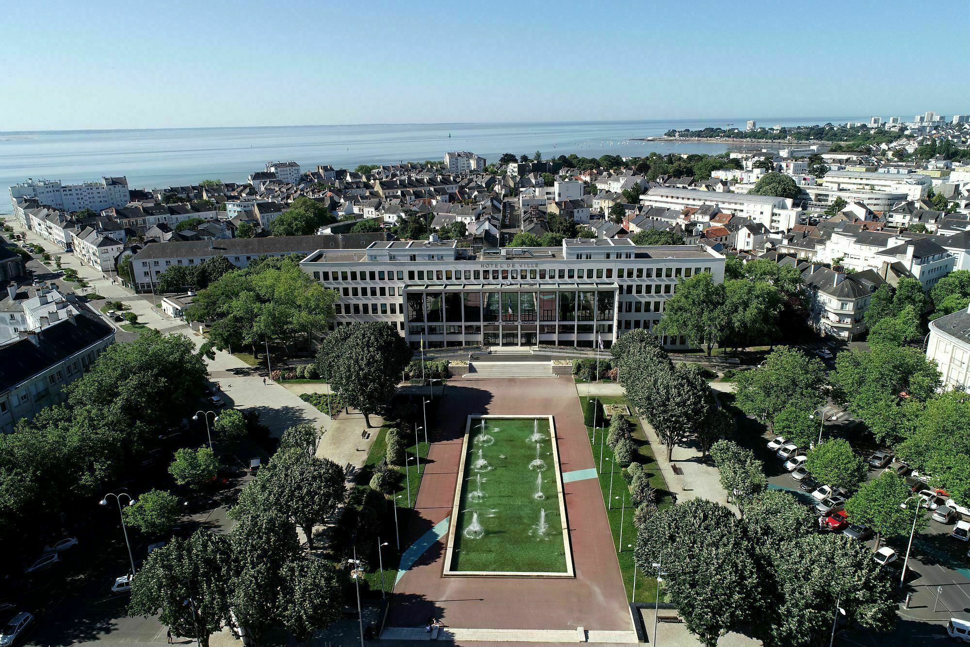 L'hôtel de ville de Saint-Nazaire