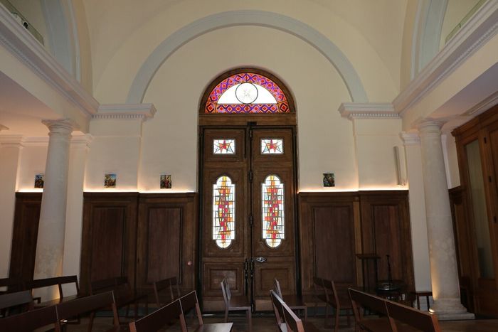 Visite de la cour d’honneur et de la Chapelle de l’institut Saint Thomas de Villeneuve