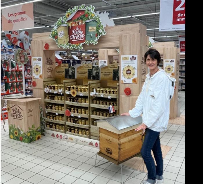 Famille Michaud - Animation et dégustation de miels à Auchan Saint-Priest
