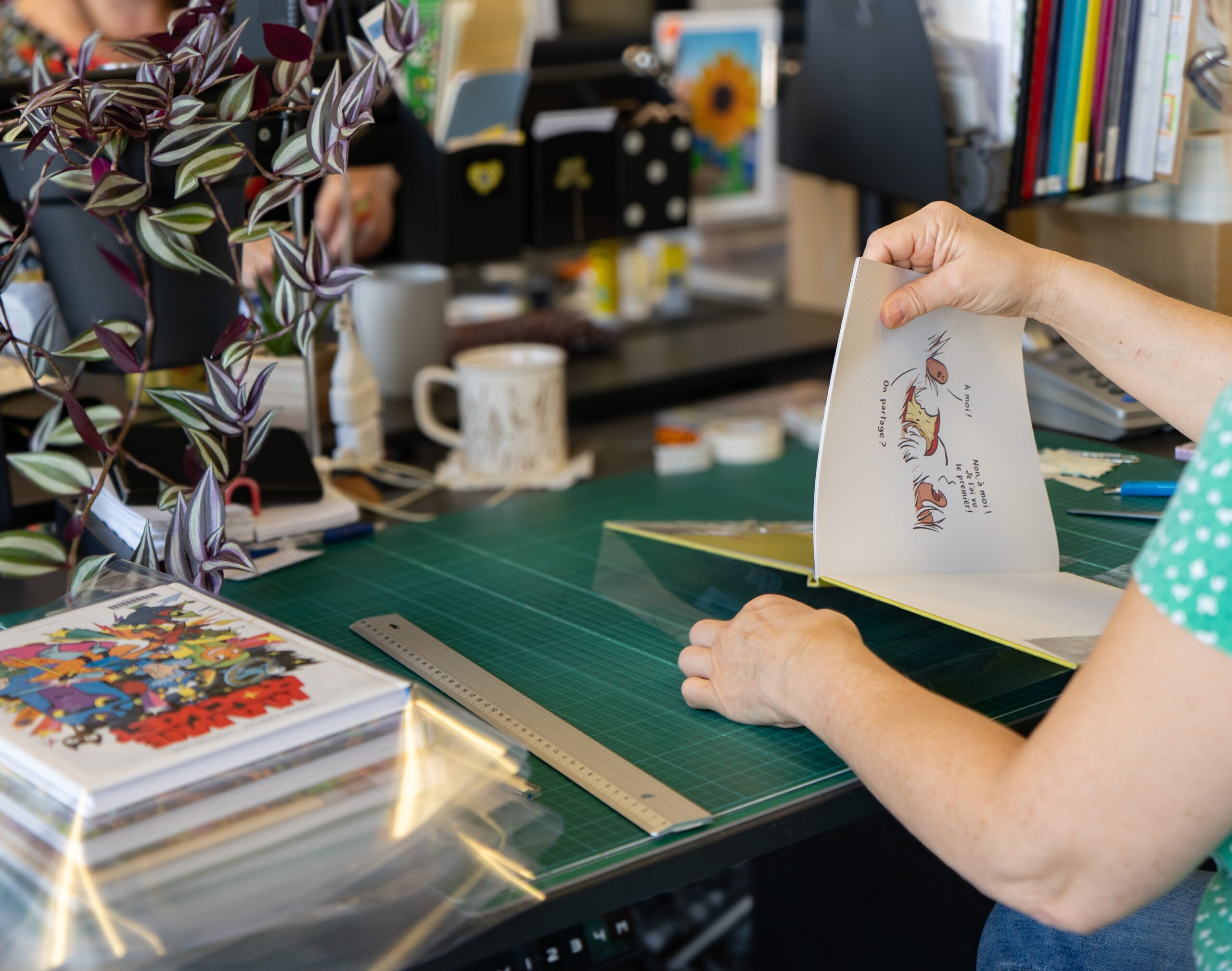 Comment couvrir facilement vos livres de classe ?