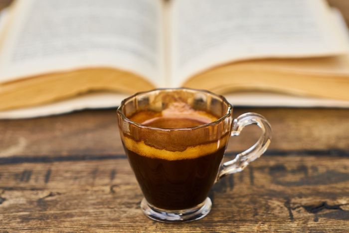 Café-Bouquins au jardin