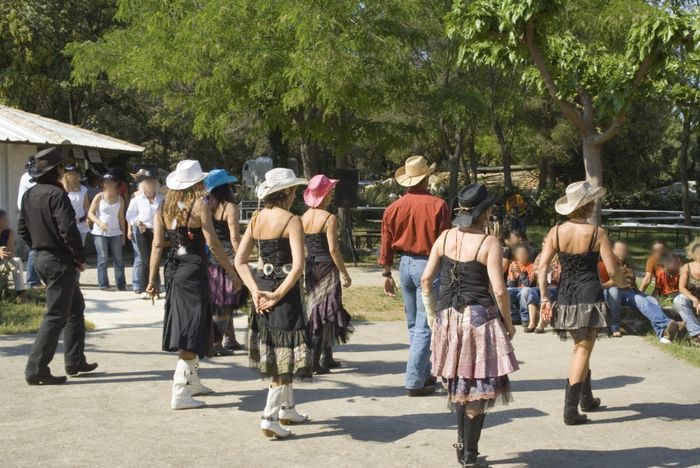 Bal Country Line Dance par Let's Dance