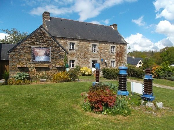 Électrothèque du lac de Guerlédan - Musée de l'Électricité