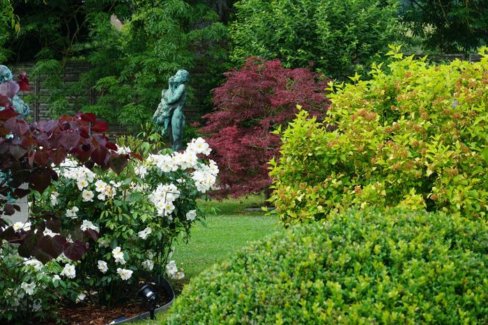 Visite du Jardin de Sculptures et atelier de l’artiste Patrick Villas – grand nom dans le monde de la sculpture animalière contemporaine.