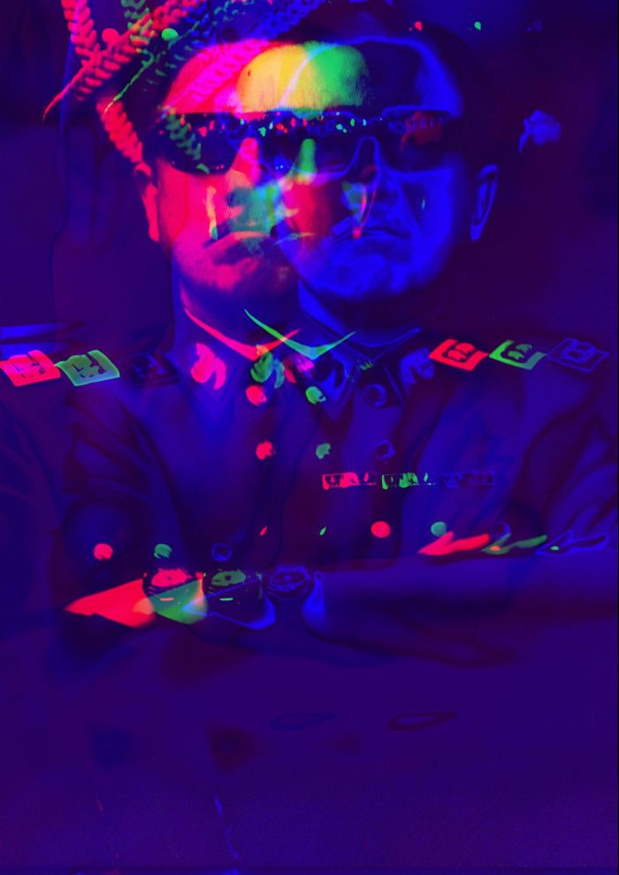 "Pinochet" est un spectacle de théâtre qui mêle humour, satire et mémoire historique. À travers un regard décalé sur la dictature chilienne, il questionne le pouvoir, la manipulation et la résistance.