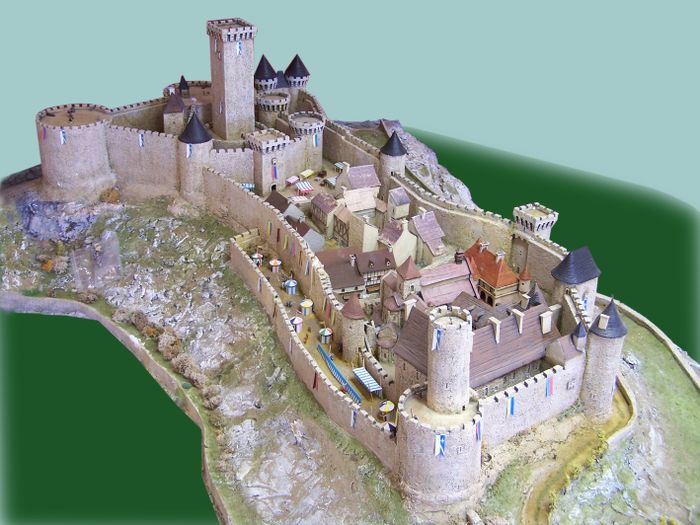 Du château au quartier des antiquaires