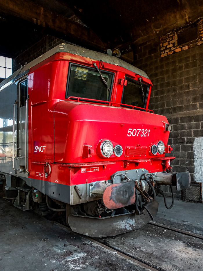 Visite de la locomotive électrique BB-7321 et accès à la cabine de conduite