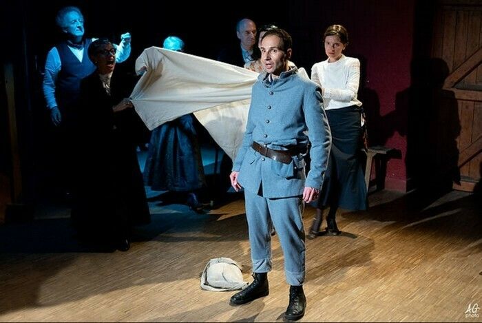 Représentations théâtrales des élèves du Théâtre La Ruche