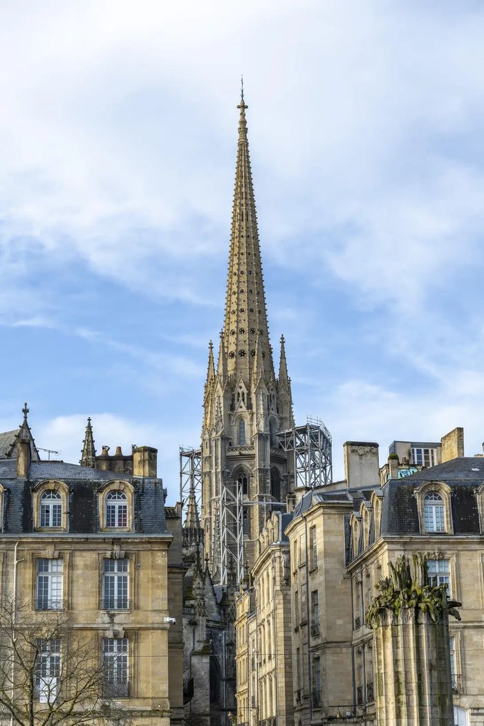 Enquête autour de la Flèche : dans les coulisses des travaux de restauration