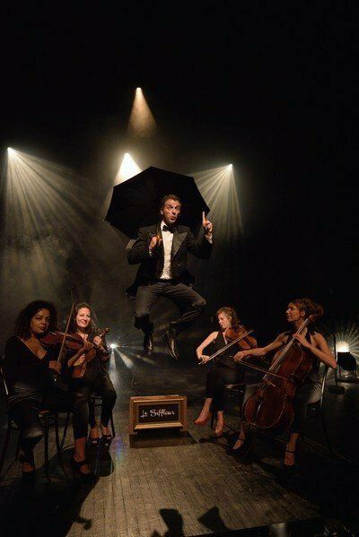 Le siffleur et son quatuor à cordes