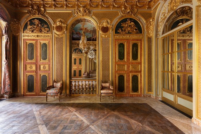 Visite guidée de l'hôtel de Rohan et des décors de la Chancellerie d'Orléans