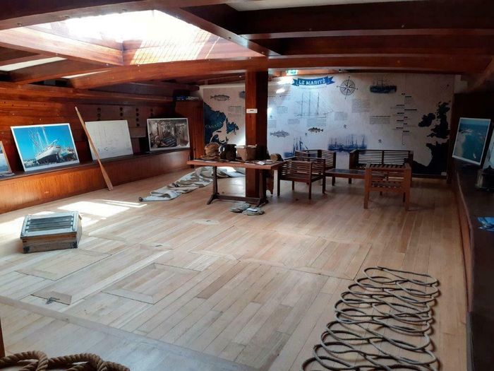 Visite à quai du Marité