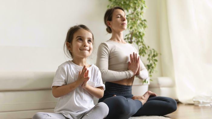 La sophrologie apporte une aide précieuse à l'enfant qui est dépassé, voire submergé par ses émotions et aux parents parfois .