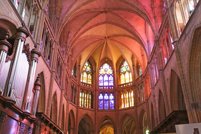 Visite guidée de la Cathédrale, du VIe au XXIe siècle