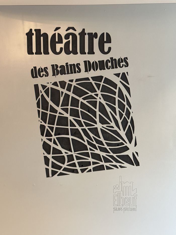 Spectacle : exposition de photos et lecture de texte par Eva Doumbia