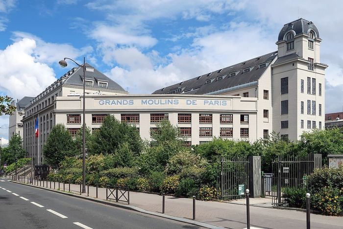 Visite de la bibliothèque des Grands Moulins