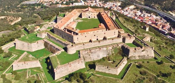 Fort de Bellegarde