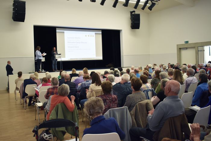 Séance d'information sur les logements pour seniors à Lancy
