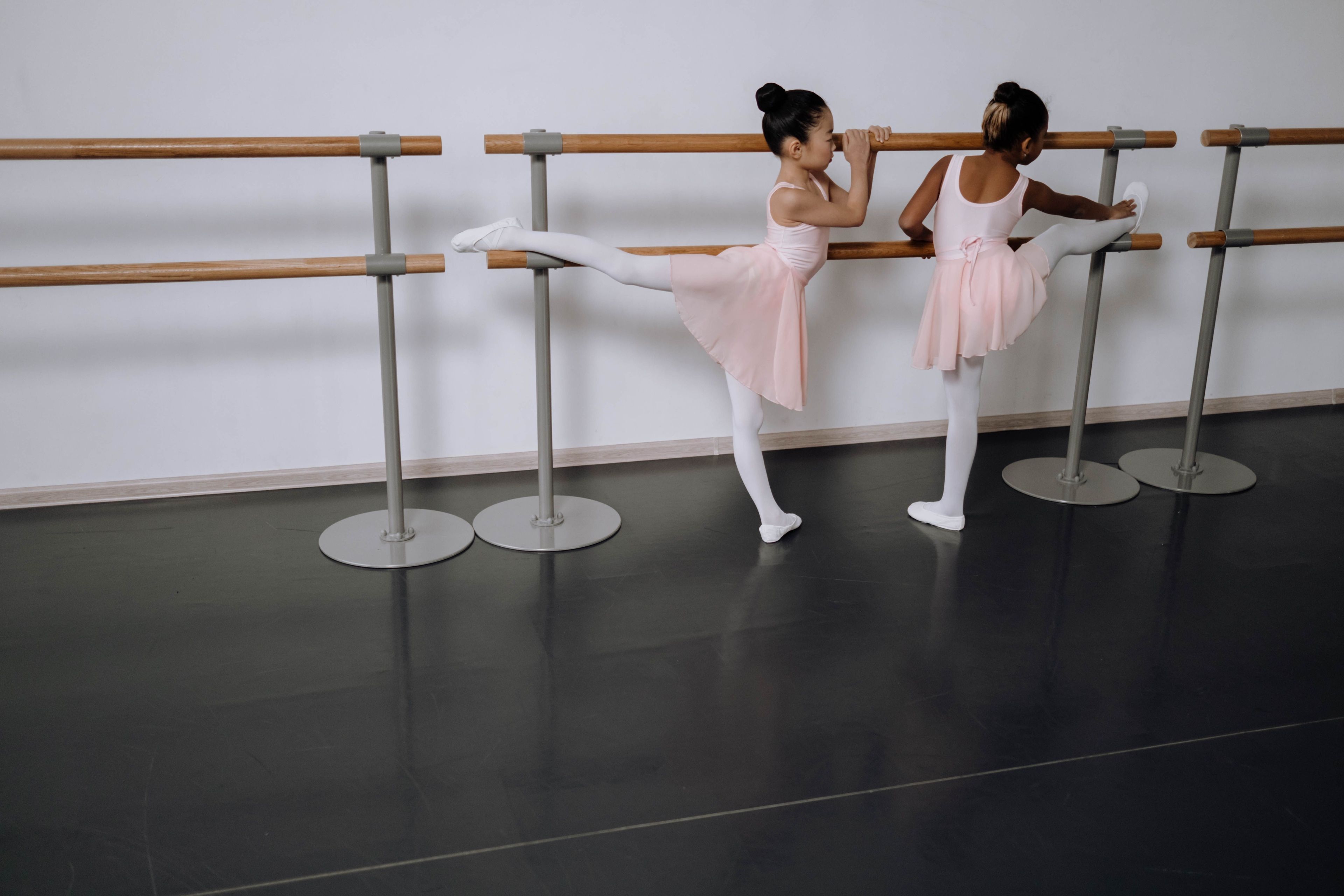 Dance Awakening Workshop by Les Muses (for ages 4-5)