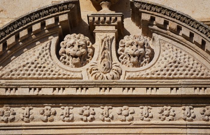Entre Renaissance et tradition, découvrez le bâti civil langrois du XVIe siècle