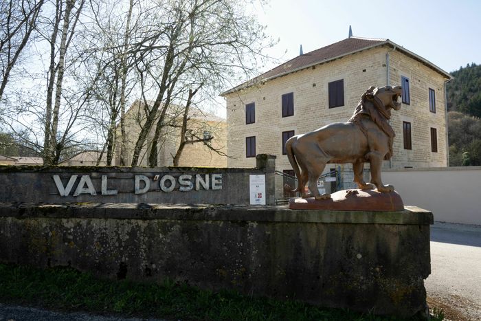 Visite guidée d'une ancienne fonderie d'art française