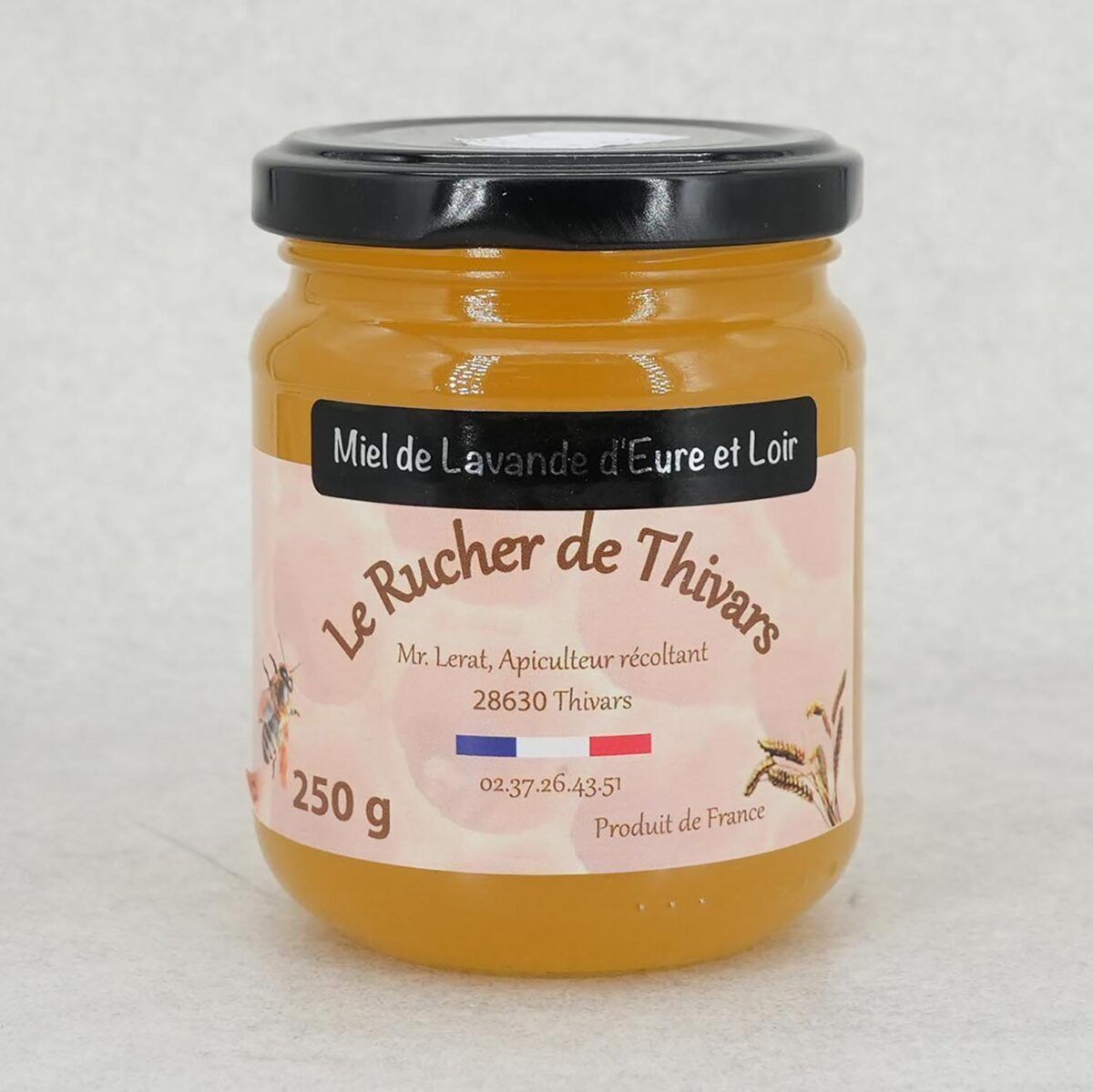 Un miel eurélien médaillé dans les allées du marché de Chartres