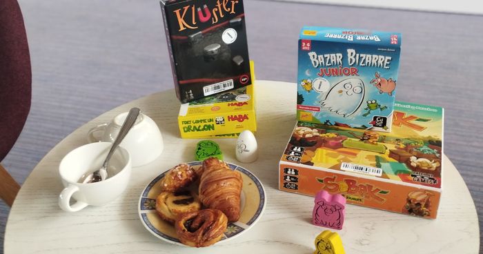 Jeux, livres & p’tit dej