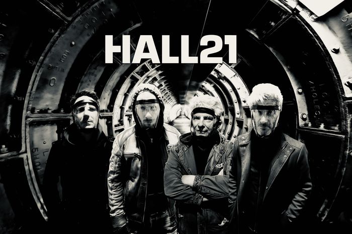 HALL 21