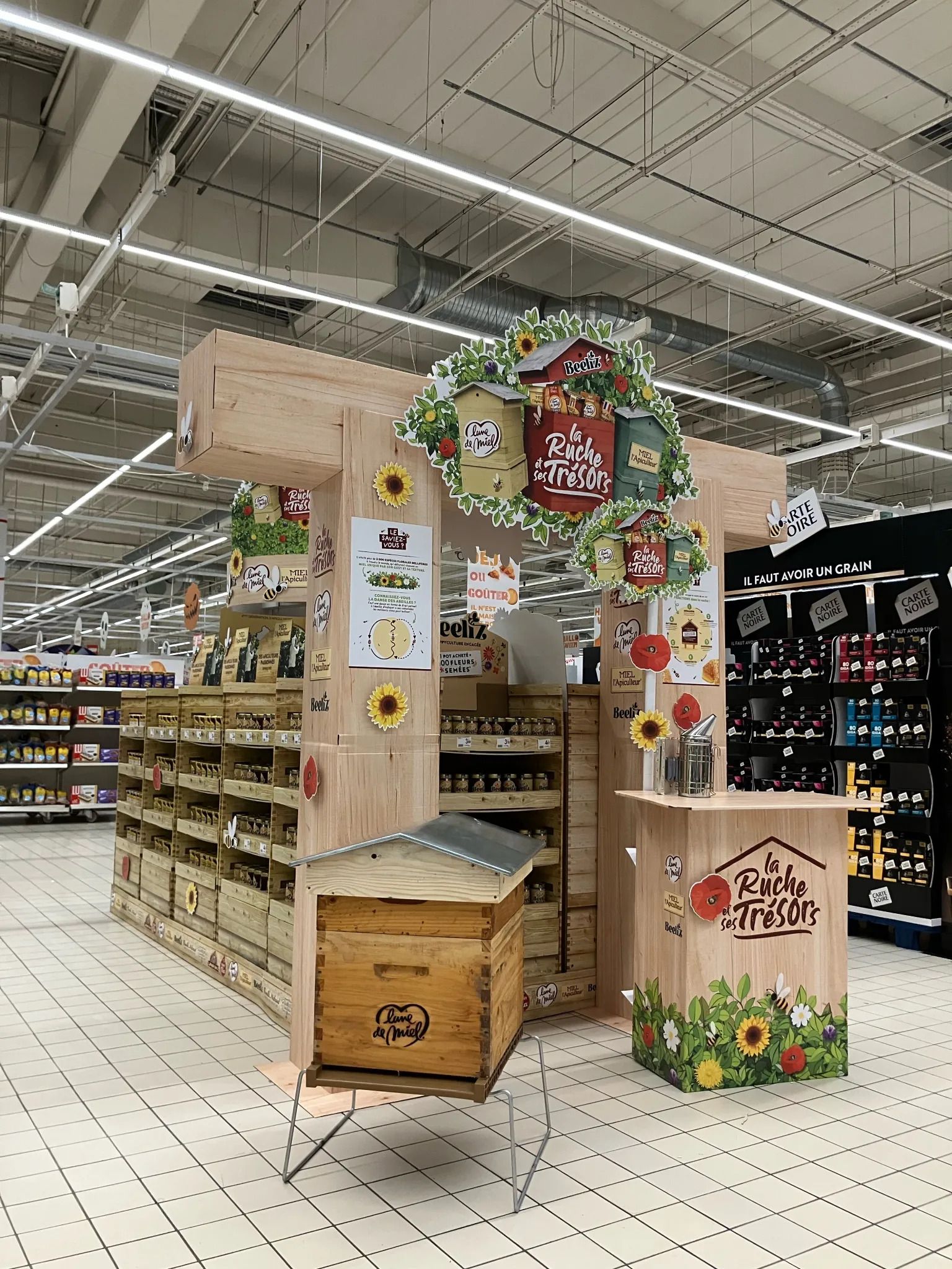 Famille Michaud - Animation et dégustation de miels à Carrefour Collégien