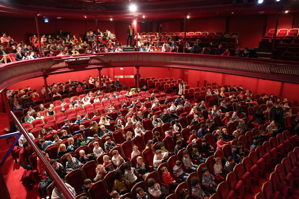 Visite guidée du théâtre municipal Raymond Devos et de ses coulisses