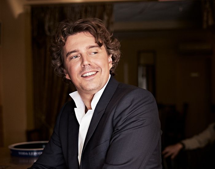 Je n’aime pas le classique mais avec Alex Vizorek j'aime bien !