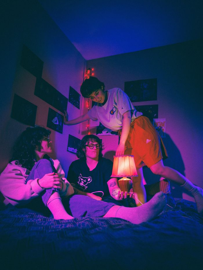 PARTOUT LA NUIT - NÛR et Madeline Wood