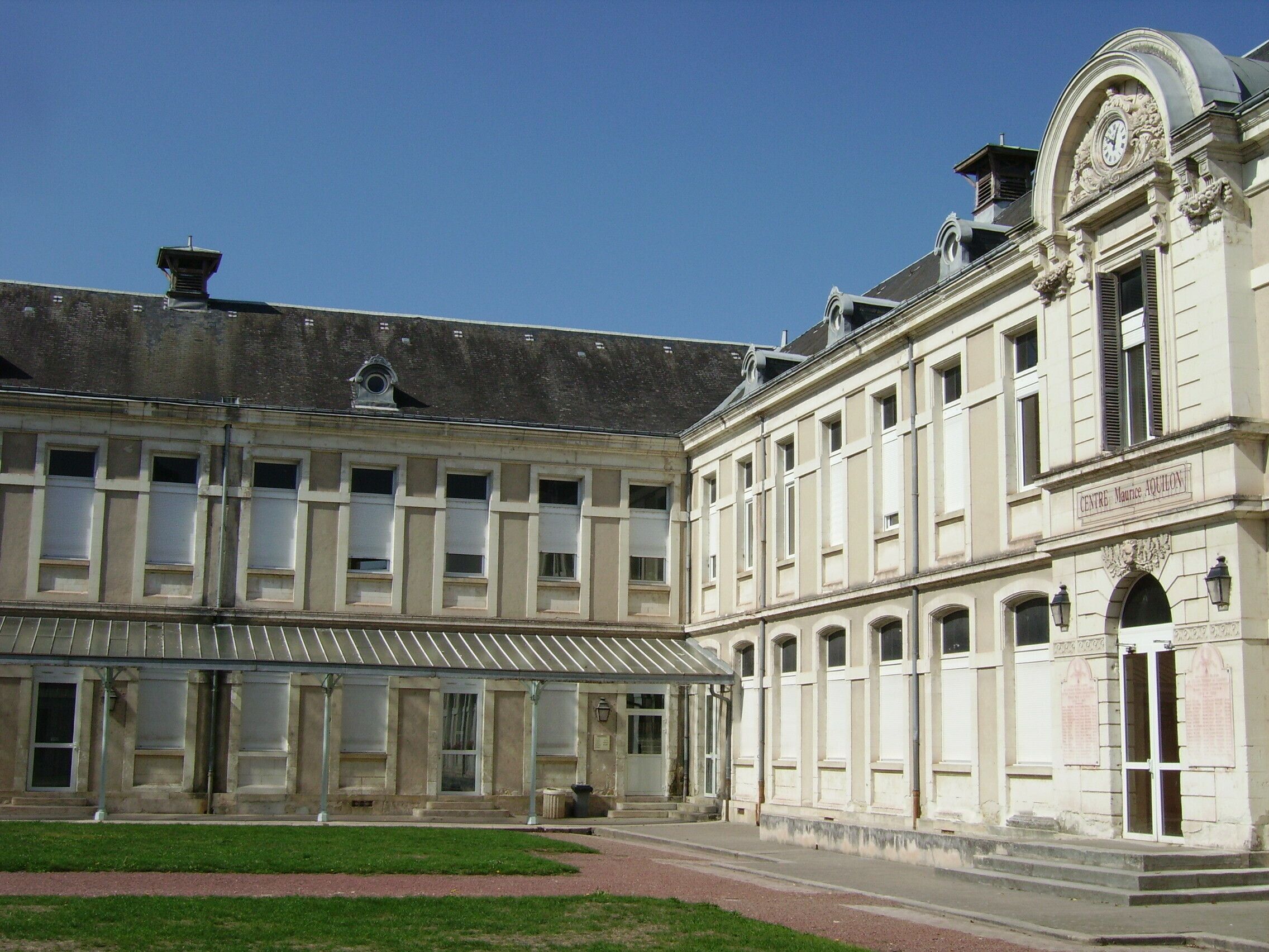 Centre d'Hébergement Municipal Maurice Aquilon