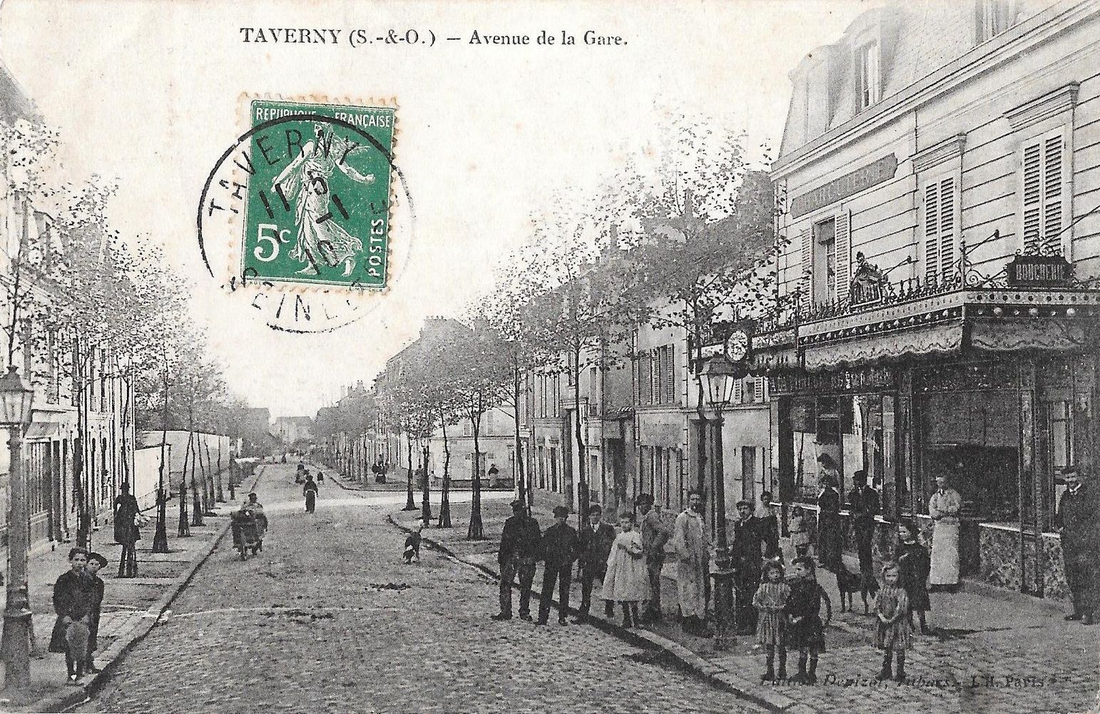 Taverny à travers les cartes postales anciennes