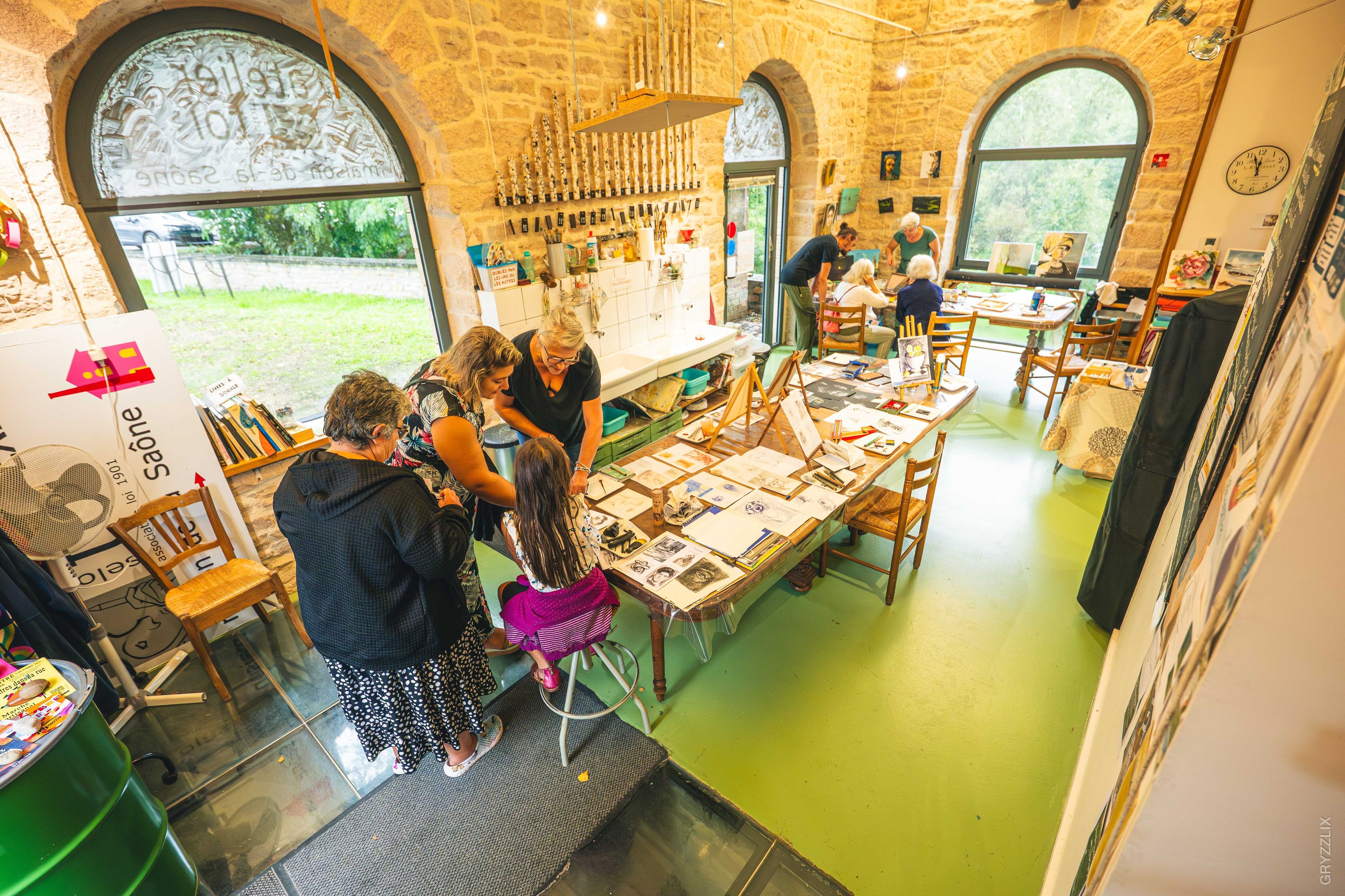 Maison de la Saône, démonstrations artistiques