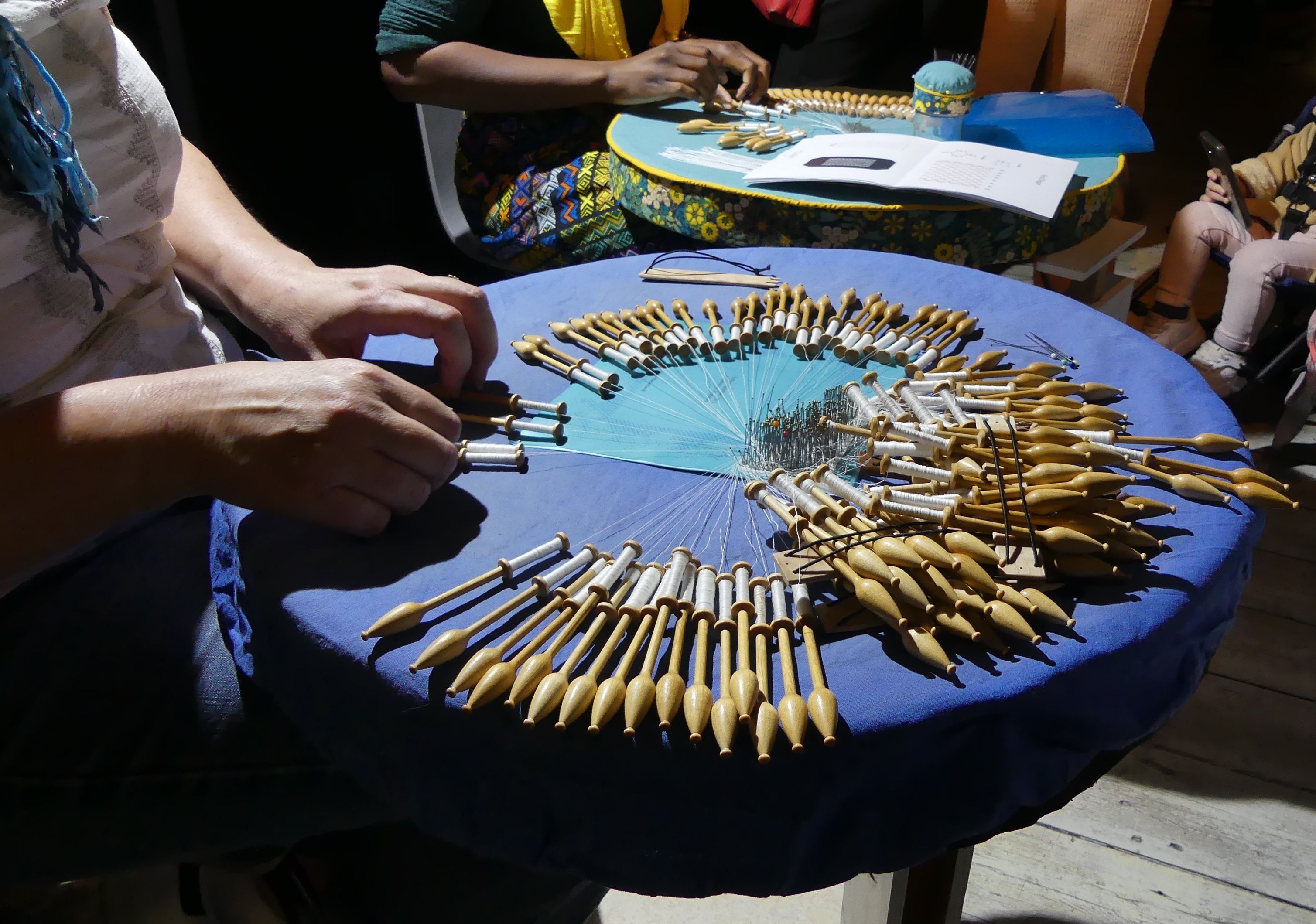 Démonstrations de dentelle à la main