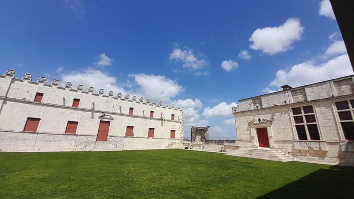 Visite du château de Bouteville