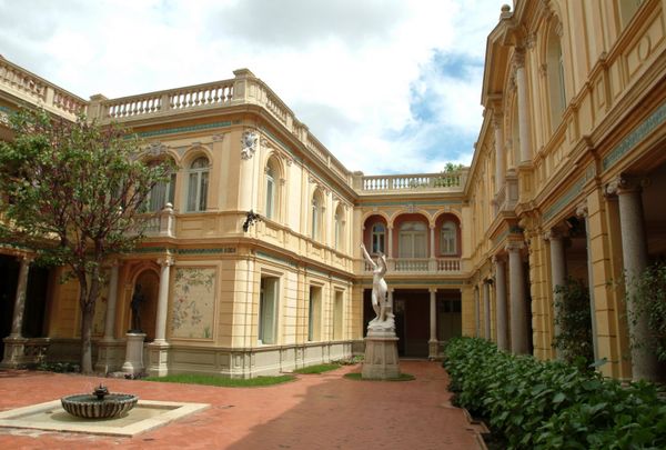 Hôtel Pams