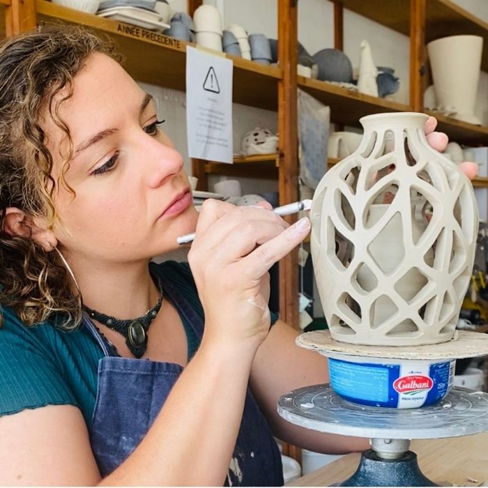 Visite-atelier adultes - Vase à double paroi - avec Inès Gil, céramiste