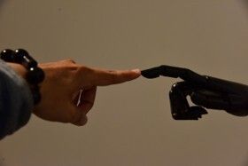 Les Illectroniques Anonymes : discussion autour de l'Intelligence Artificielle