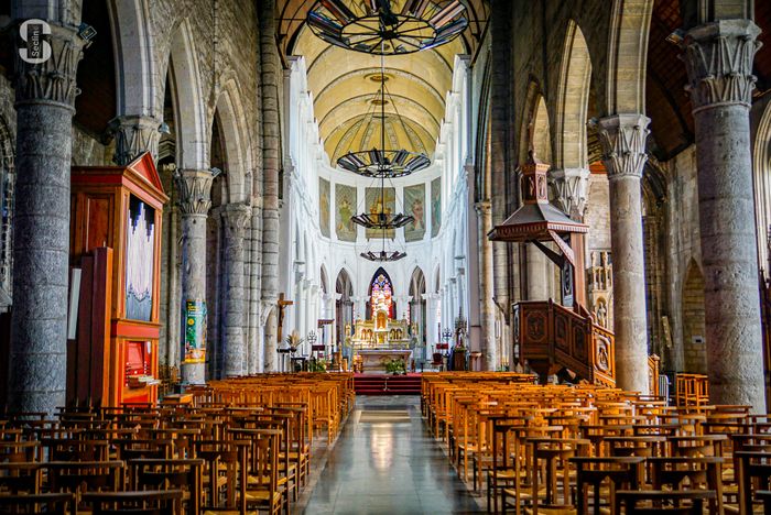 La collégiale Saint-Piat
