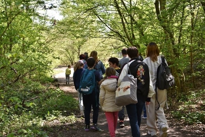 Partez pour une balade nature où découvertes inattendues et instants de calme seront au rendez-vous ! Cette promenade invite à ralentir, observer et se reconnecter à l'environnement qui nous entoure.