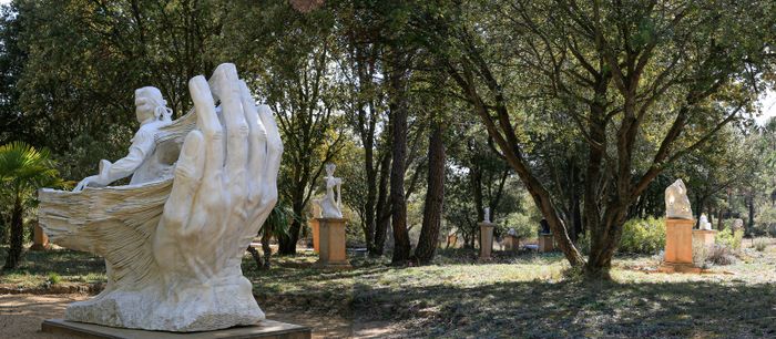Visite libre du musée, découverte de l’atelier et rencontre avec l’artiste-sculpteur Maria de Faykod.