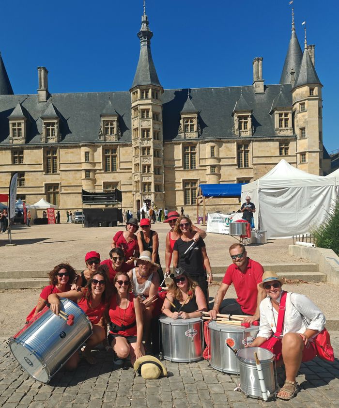 Les Nièvrosés – Batucada - Festival les Zaccros d'ma Rue, week-end à Nevers
