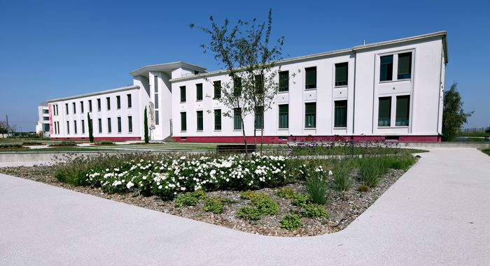 L'ancienne école d'aviation (CFA) devenue MATP