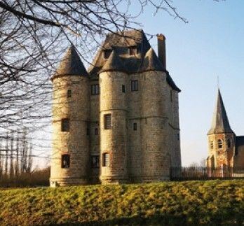 Visite du donjon de Bours