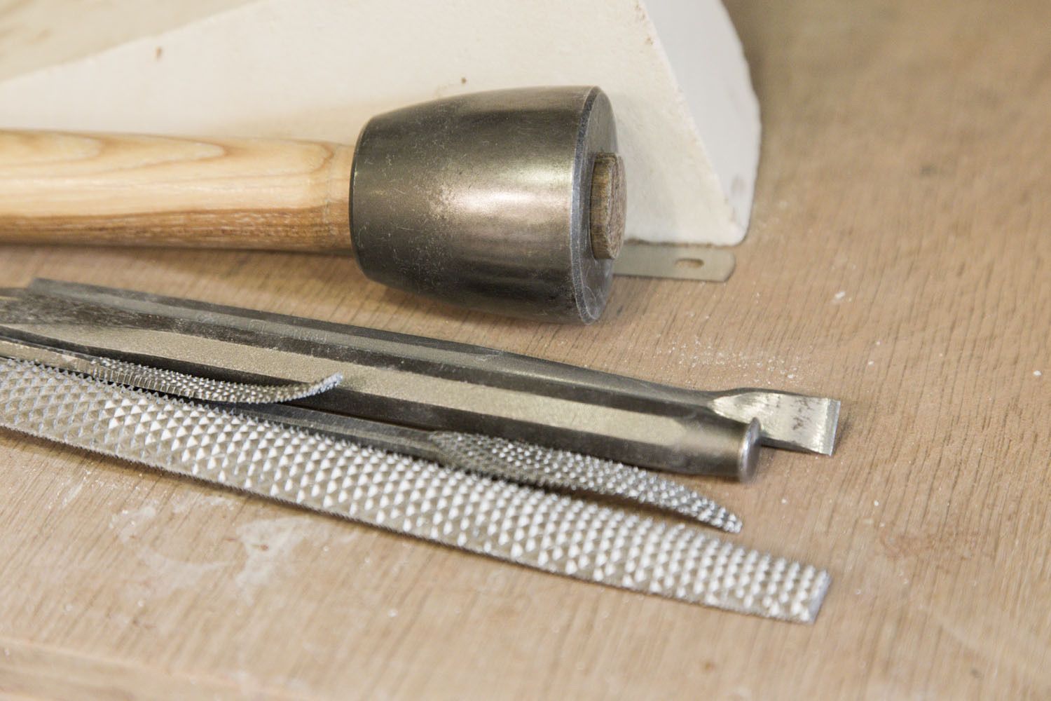 Initiation taille de pierre : outils et gestes / Académie d'art de Meudon