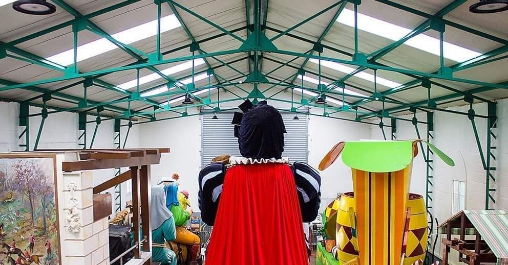 Découverte du géant Gargantua et des chars traditionnels du Carnaval de Bailleul et sensibilisation sur la sauvegarde du patrimoine carnavalesque