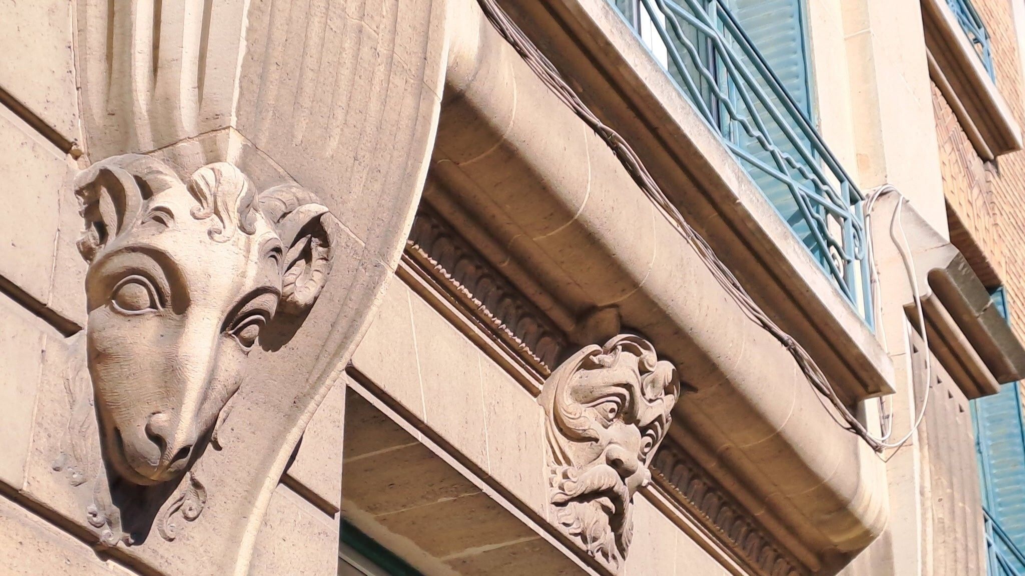 Façades, l’envers du décor